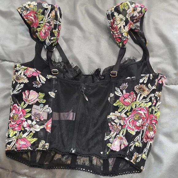 Victoria's Secret Dream Angels Boho Floral Embroidery Cap-Sleeve Corset Top. - Picture 3 of 4
